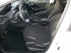 Peugeot 208 1, 2VTI - EURO 5B , NAVI, снимка 9