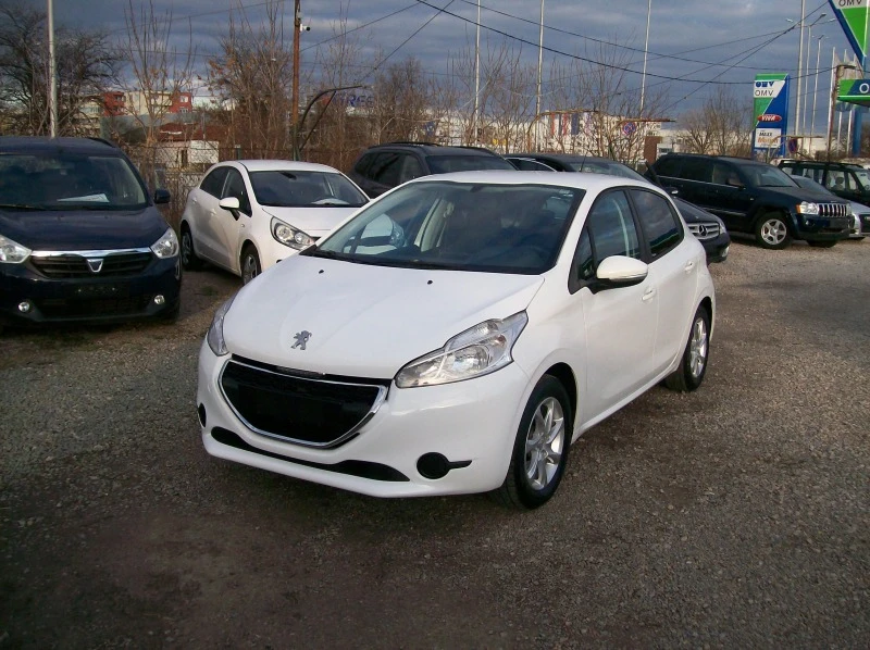 Peugeot 208 1, 2VTI - EURO 5B , NAVI, снимка 1 - Автомобили и джипове - 39975059