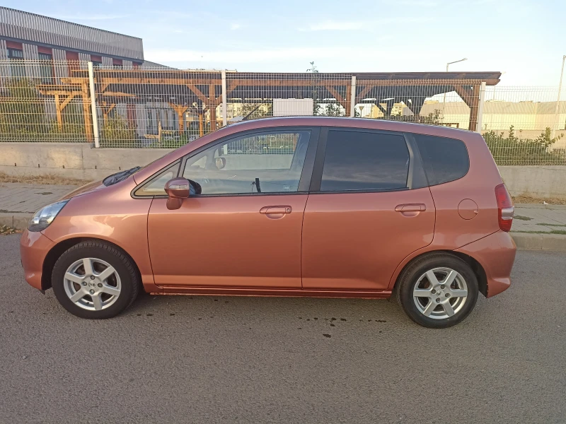 Honda Jazz, снимка 1 - Автомобили и джипове - 49403332