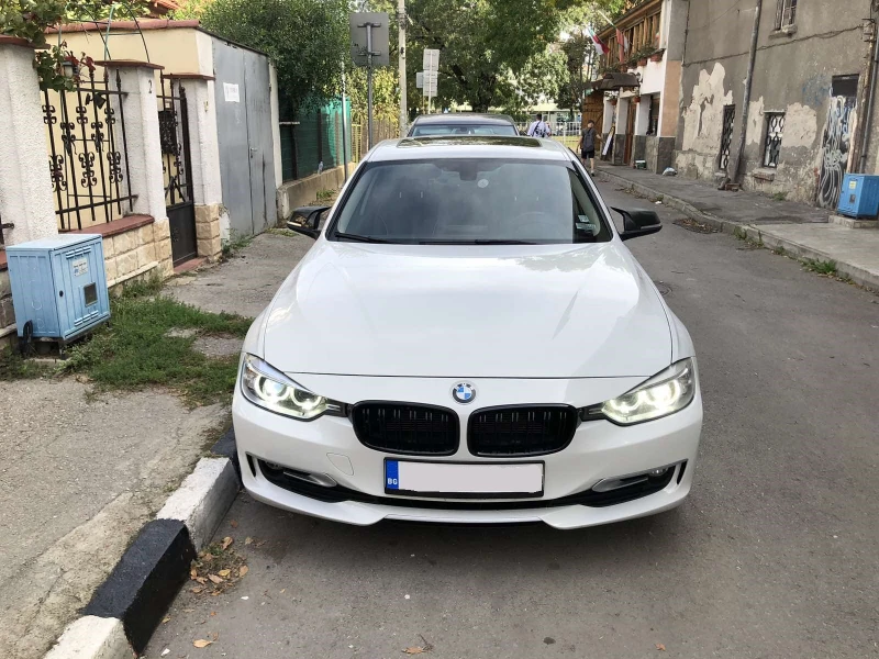 BMW 320 M Tech+ Xenon+ Navi, снимка 1 - Автомобили и джипове - 47474763