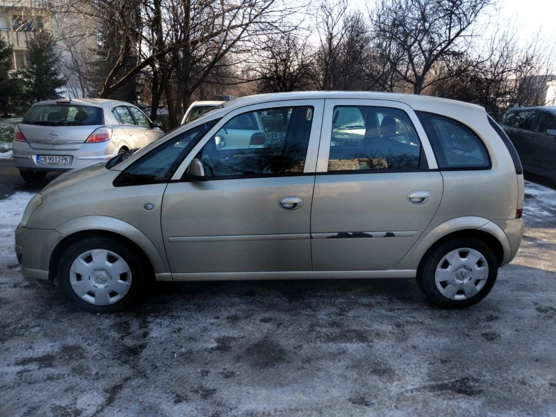 Opel Meriva 1.3 CDTI, снимка 4 - Автомобили и джипове - 48731424