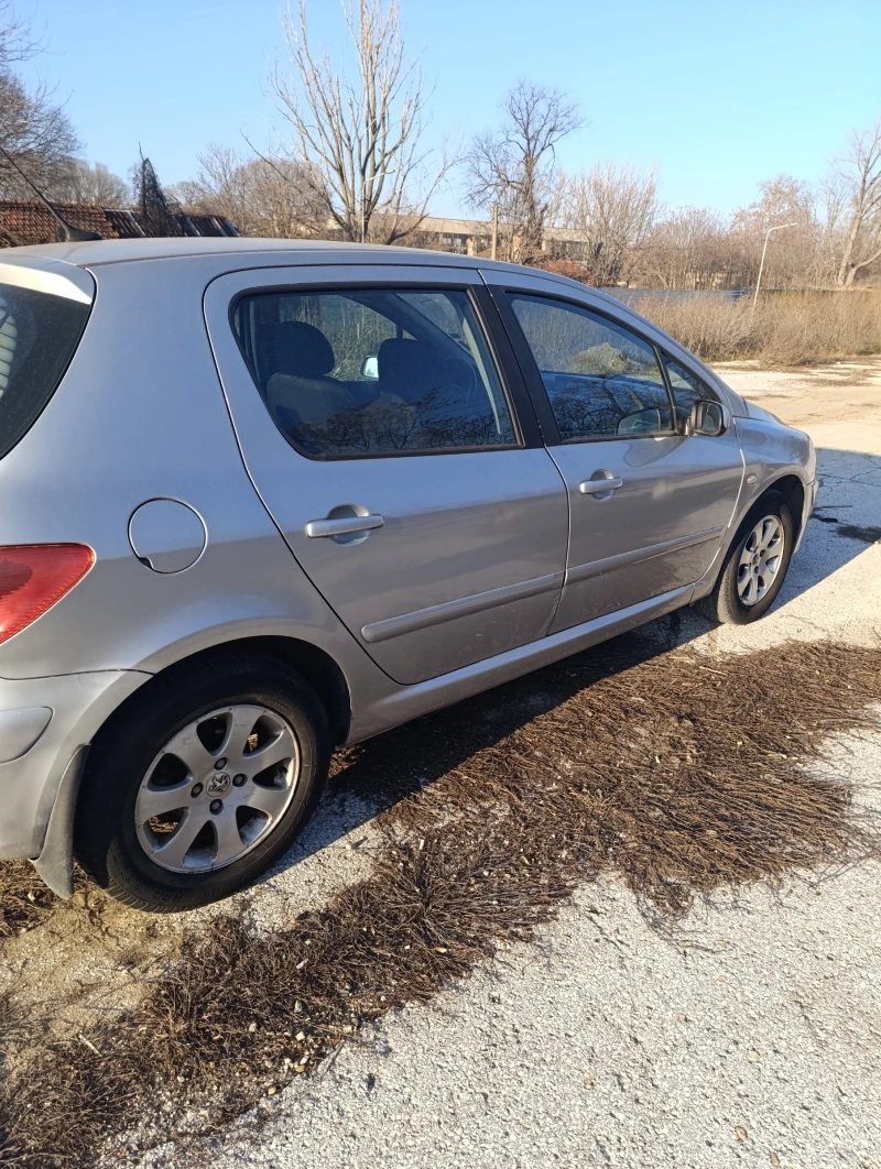 Peugeot 307 лек, снимка 3 - Автомобили и джипове - 48735284