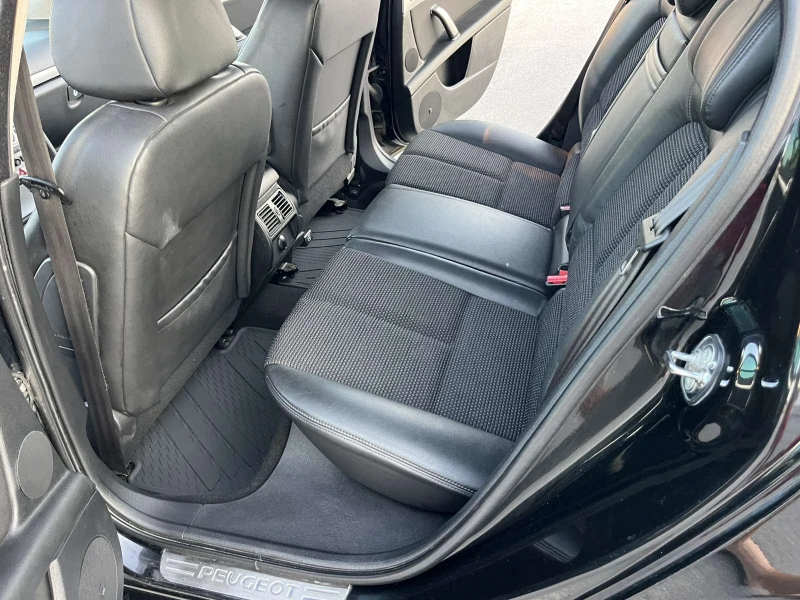 Peugeot 407 SW 2.0HDI 136кс 6 СКОРОСТИ КЛИМАТРОНИК АВТОПИЛОТ, снимка 9 - Автомобили и джипове - 51221744