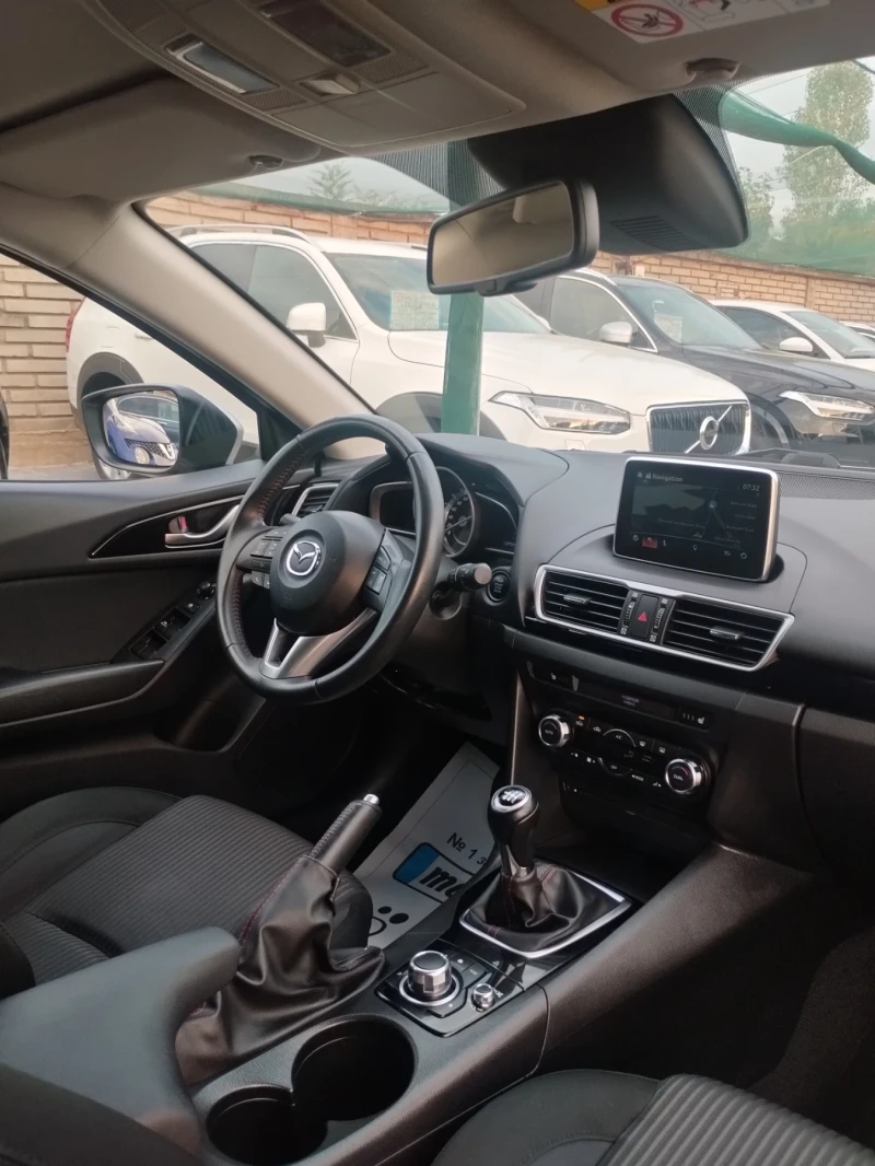 Mazda 3 2.0 SKY ACTIVE., снимка 8 - Автомобили и джипове - 51701715