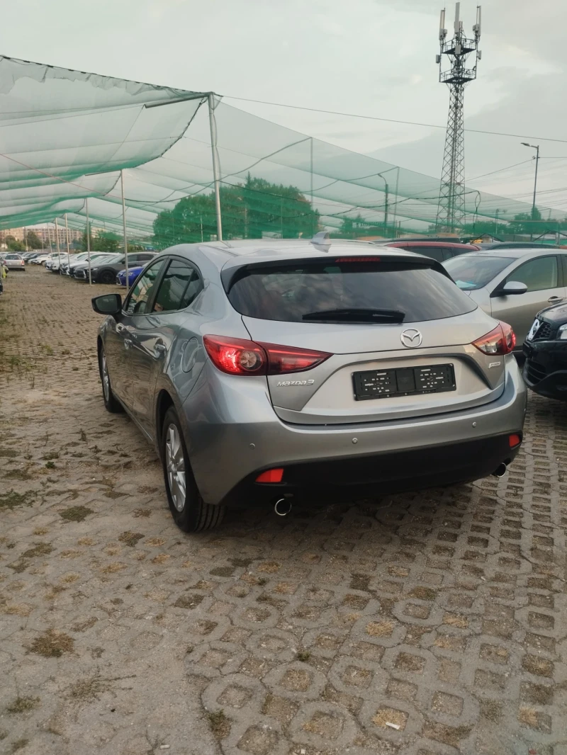 Mazda 3 2.0 SKY ACTIVE., снимка 5 - Автомобили и джипове - 51701715