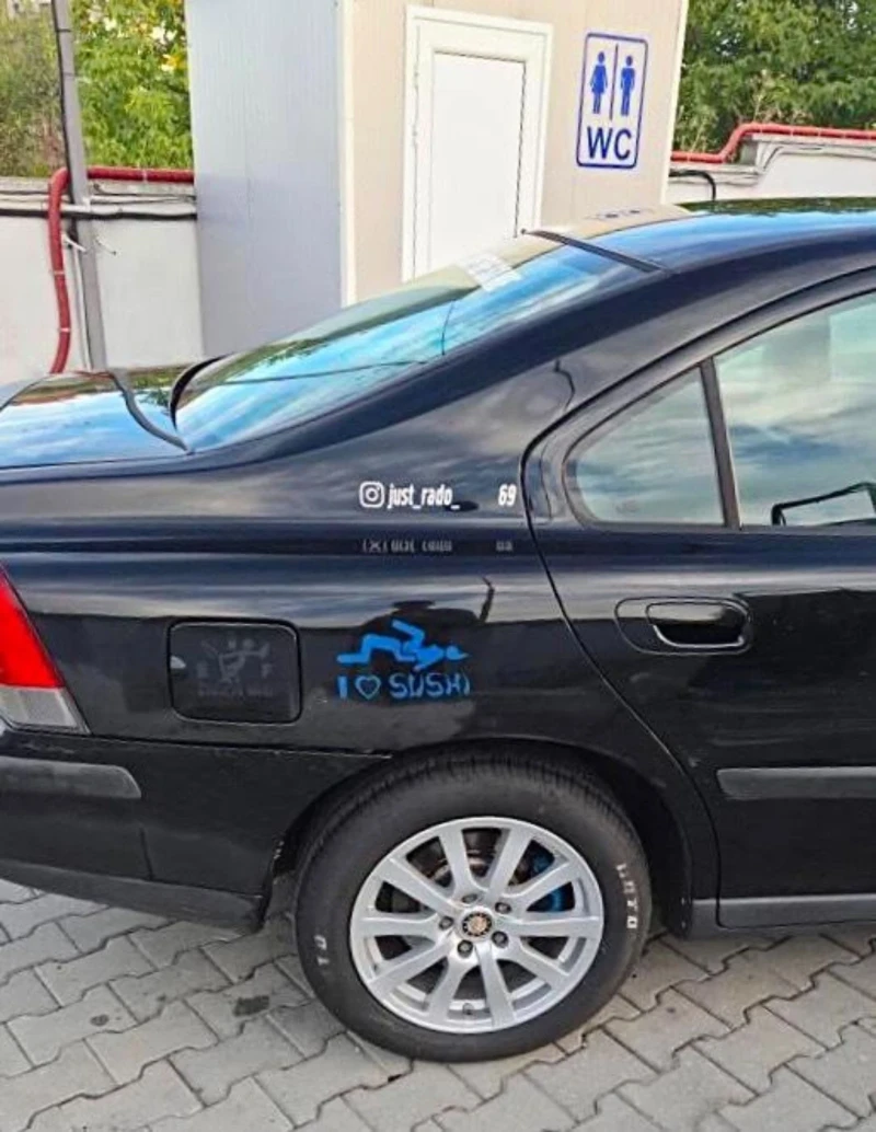 Volvo S60, снимка 11 - Автомобили и джипове - 52945658