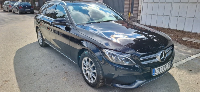 Mercedes-Benz C 220, снимка 11 - Автомобили и джипове - 52931320