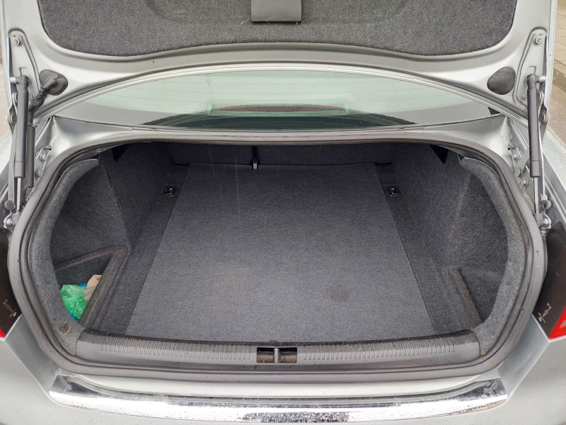 Audi A4 1.9 TDI ТОП СЪСТОЯНИЕ, снимка 13 - Автомобили и джипове - 52932005