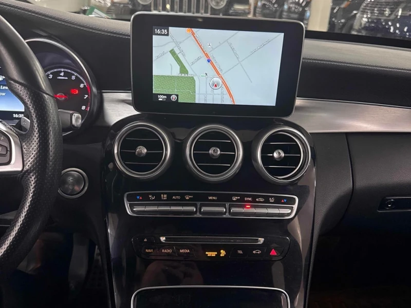 Mercedes-Benz C 300 2015 4MATIC * БЕЗ ПЪРВОНАЧАЛНА ВНОСКА* , снимка 9 - Автомобили и джипове - 53130938