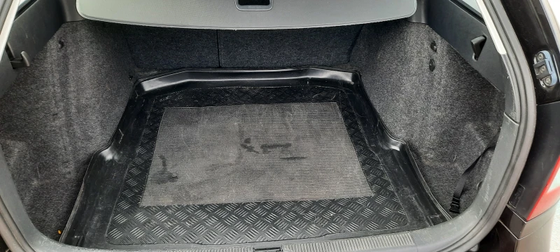 Skoda Octavia Mk 2 Facelift/2.0 TDI CR/6 скорости, снимка 11 - Автомобили и джипове - 53350064