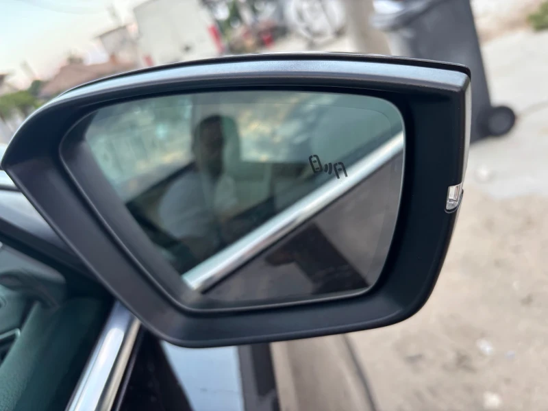 Skoda Superb Laurin & Klement, снимка 13 - Автомобили и джипове - 53580611