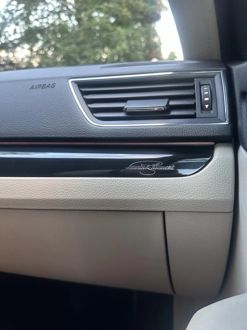 Skoda Superb Laurin & Klement, снимка 15 - Автомобили и джипове - 53580611