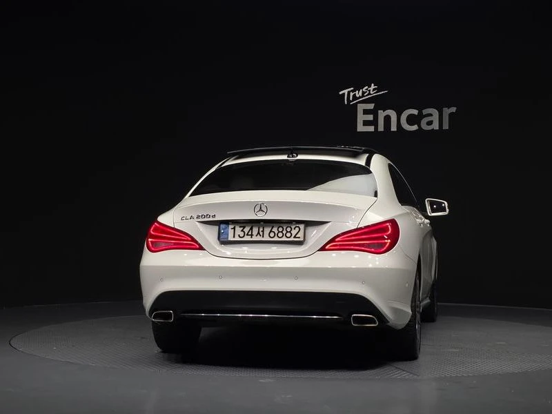 Mercedes-Benz CLA CLA200 d| 136к.с., снимка 4 - Автомобили и джипове - 56165019