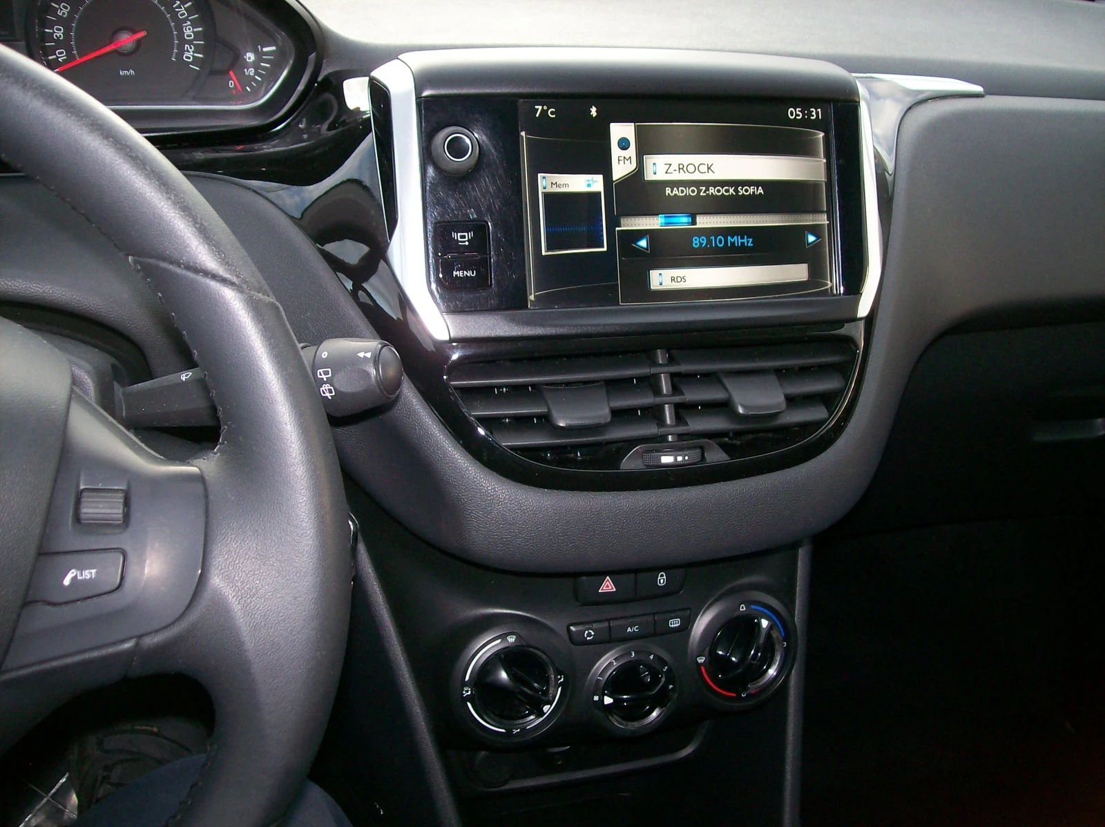 Peugeot 208 1, 2VTI - EURO 5B , NAVI | Mobile.bg — изображение 12