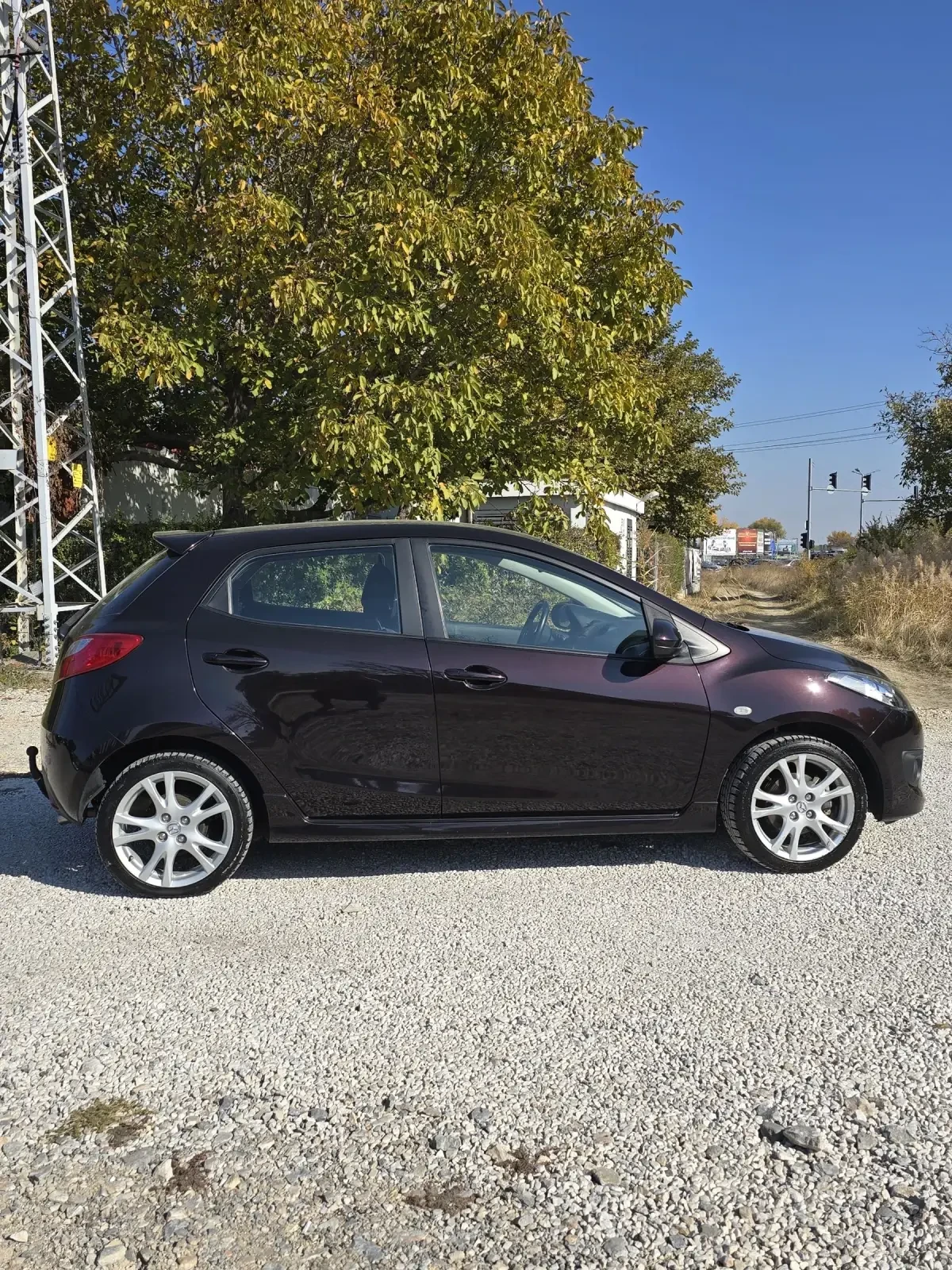 Mazda 2 1.5-102кс-107537-ЧИСТО НОВА-ВНОС ХОЛАНДИЯ - изображение 8