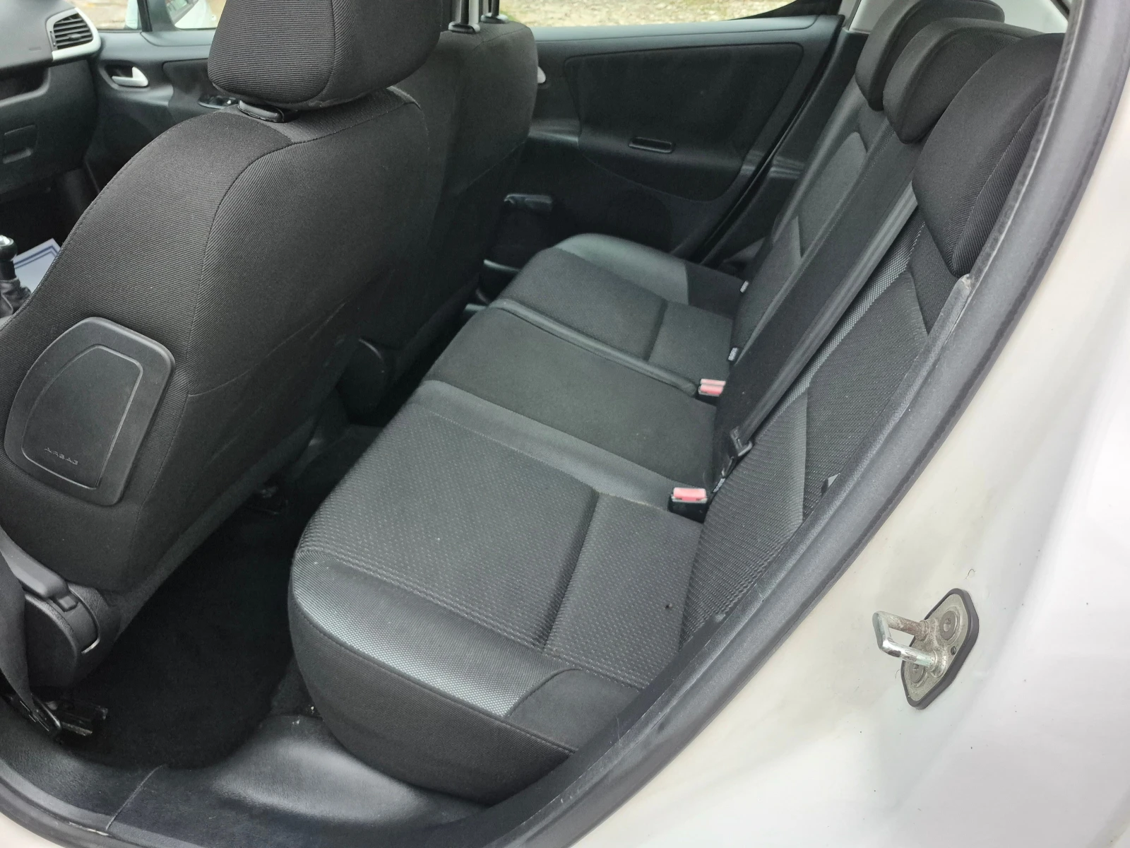 Peugeot 207 1.4i  GPL 74K.S | Mobile.bg — изображение 13