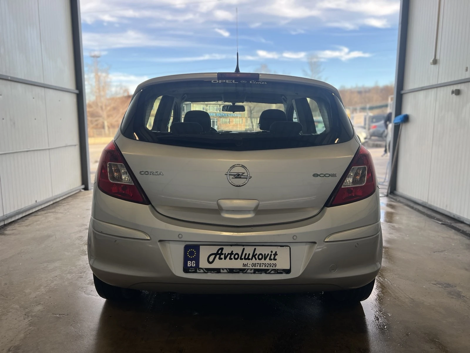 Opel Corsa 1.3i АВТОМАТИК - изображение 5