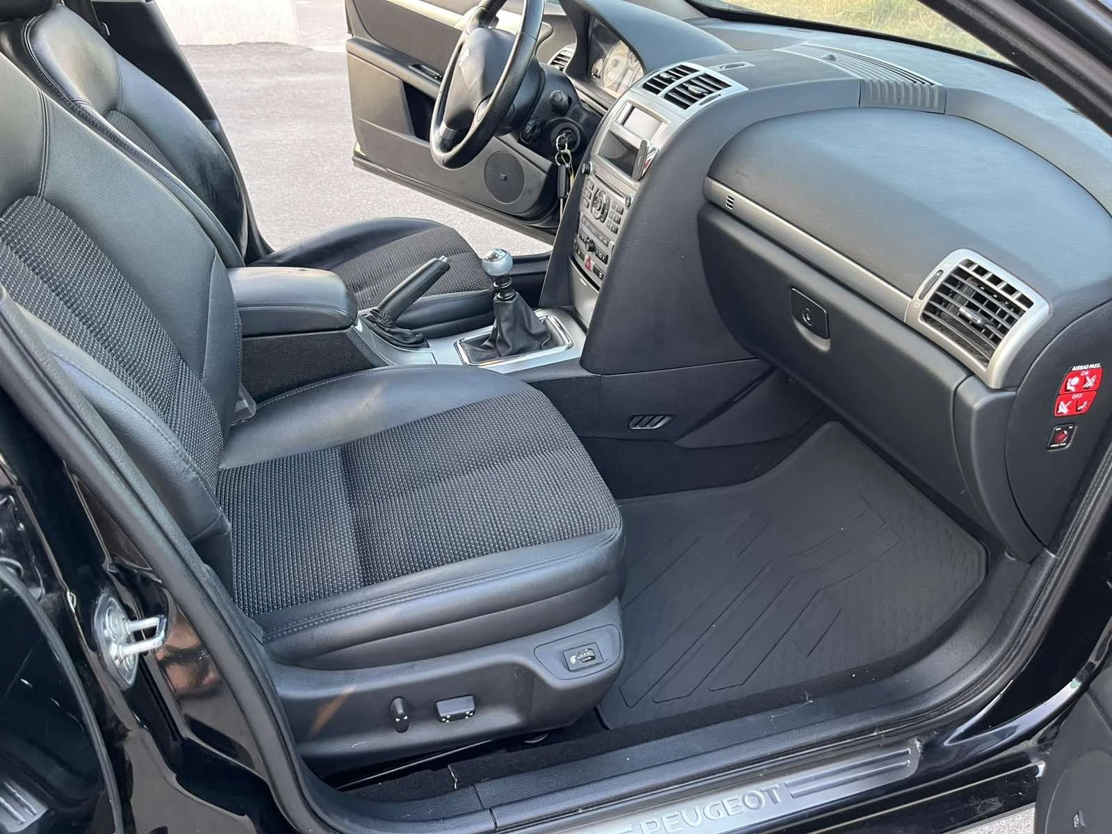 Peugeot 407 SW 2.0HDI 136 6    | Mobile.bg   11