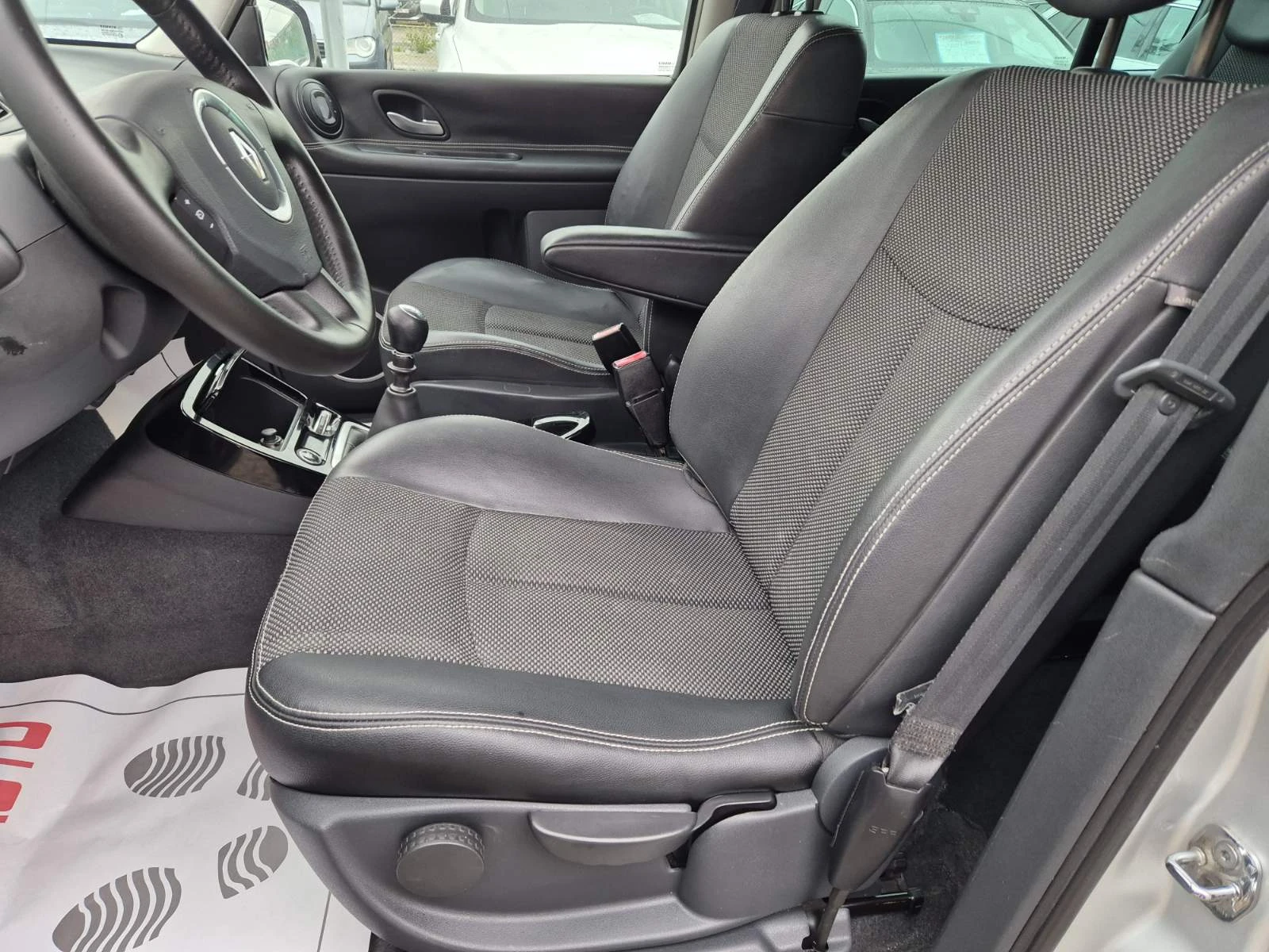 Renault Grand espace 2.0D-173кс-FACE LIFT-7 МЕСТА - изображение 7