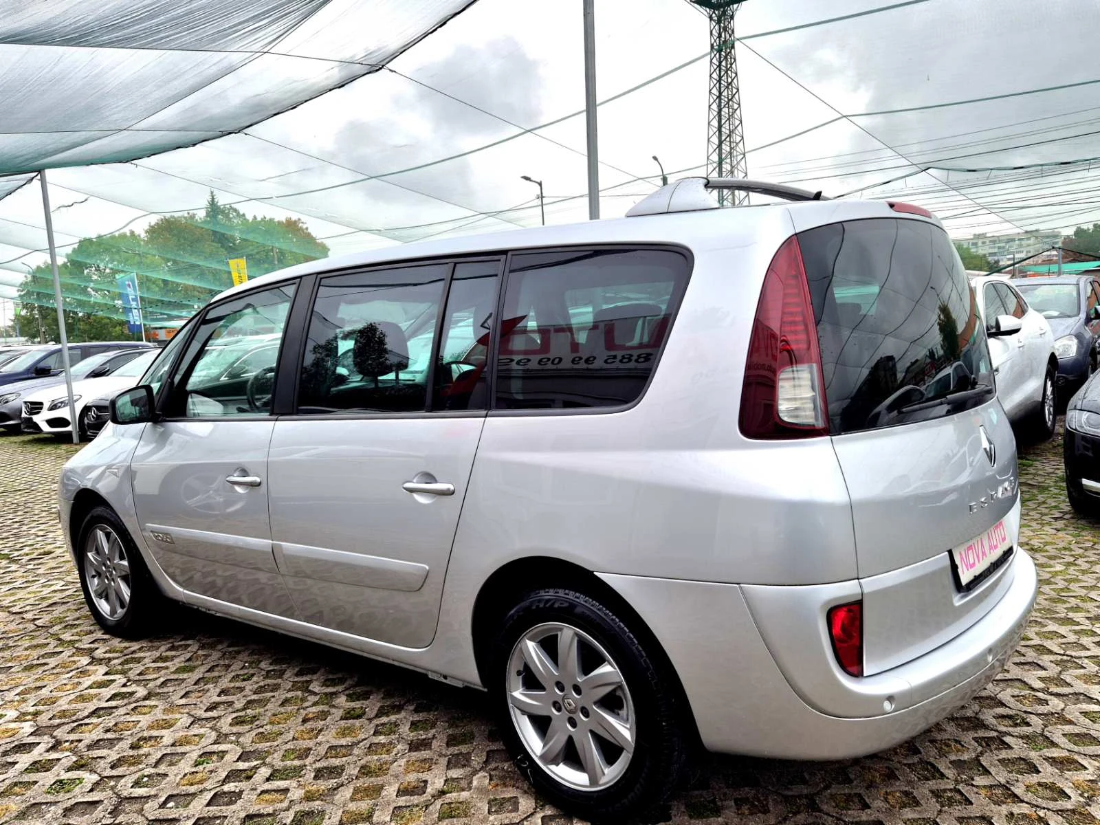 Renault Grand espace 2.0D-173кс-FACE LIFT-7 МЕСТА - изображение 2