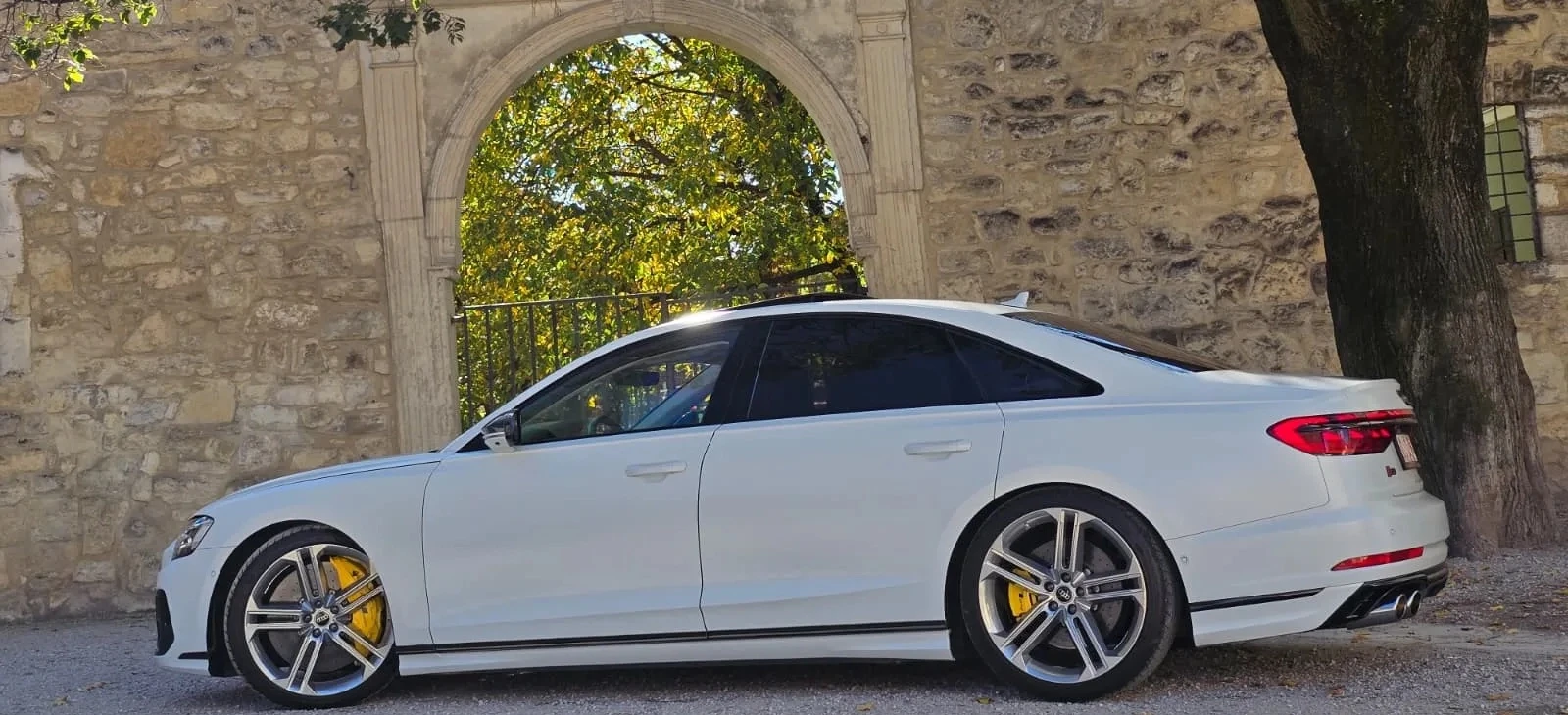 Audi S8 4.0 TFSI V8 Mild Hybrid Quattro - изображение 3