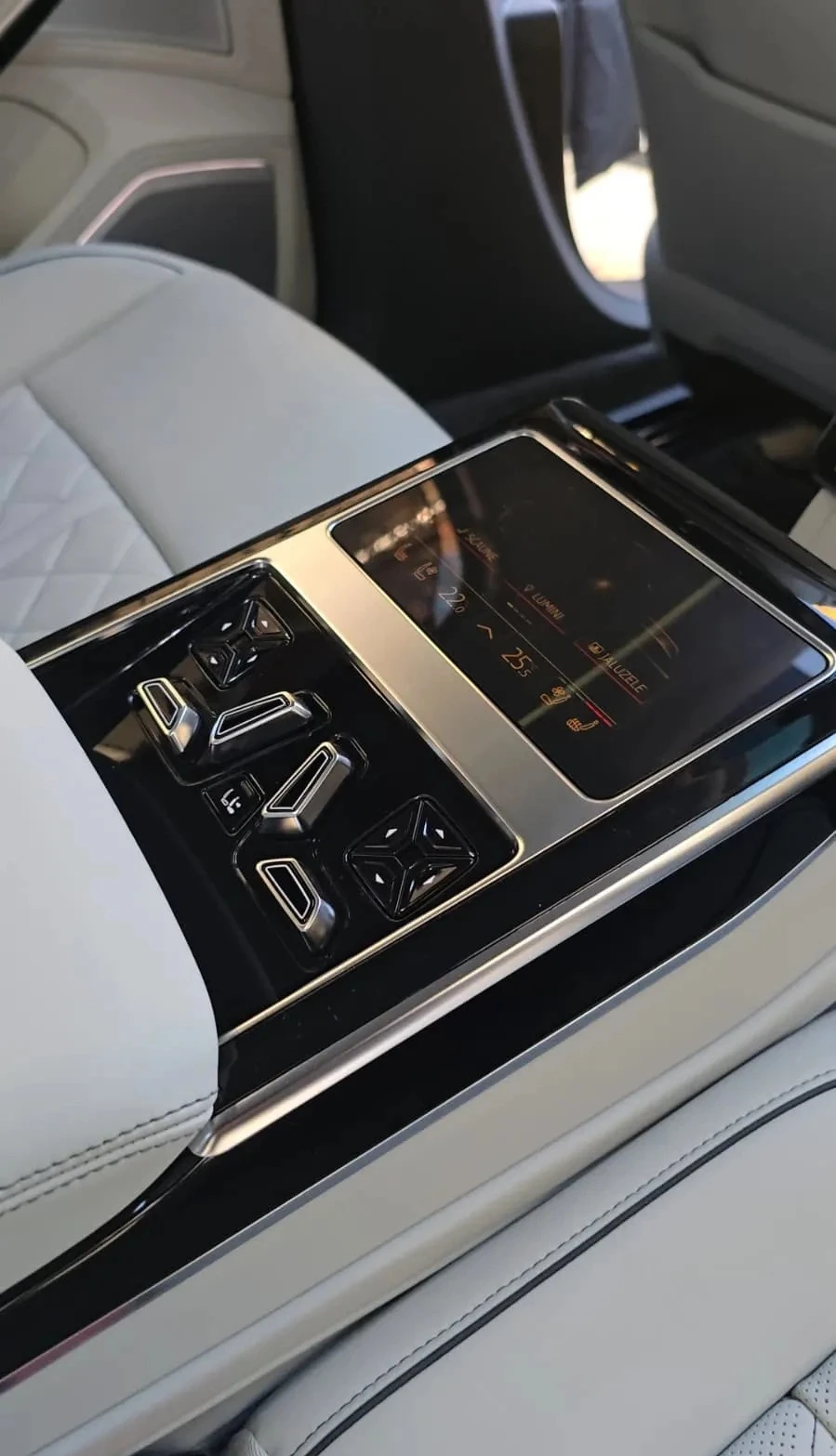 Audi S8 4.0 TFSI V8 Mild Hybrid Quattro | Mobile.bg   14