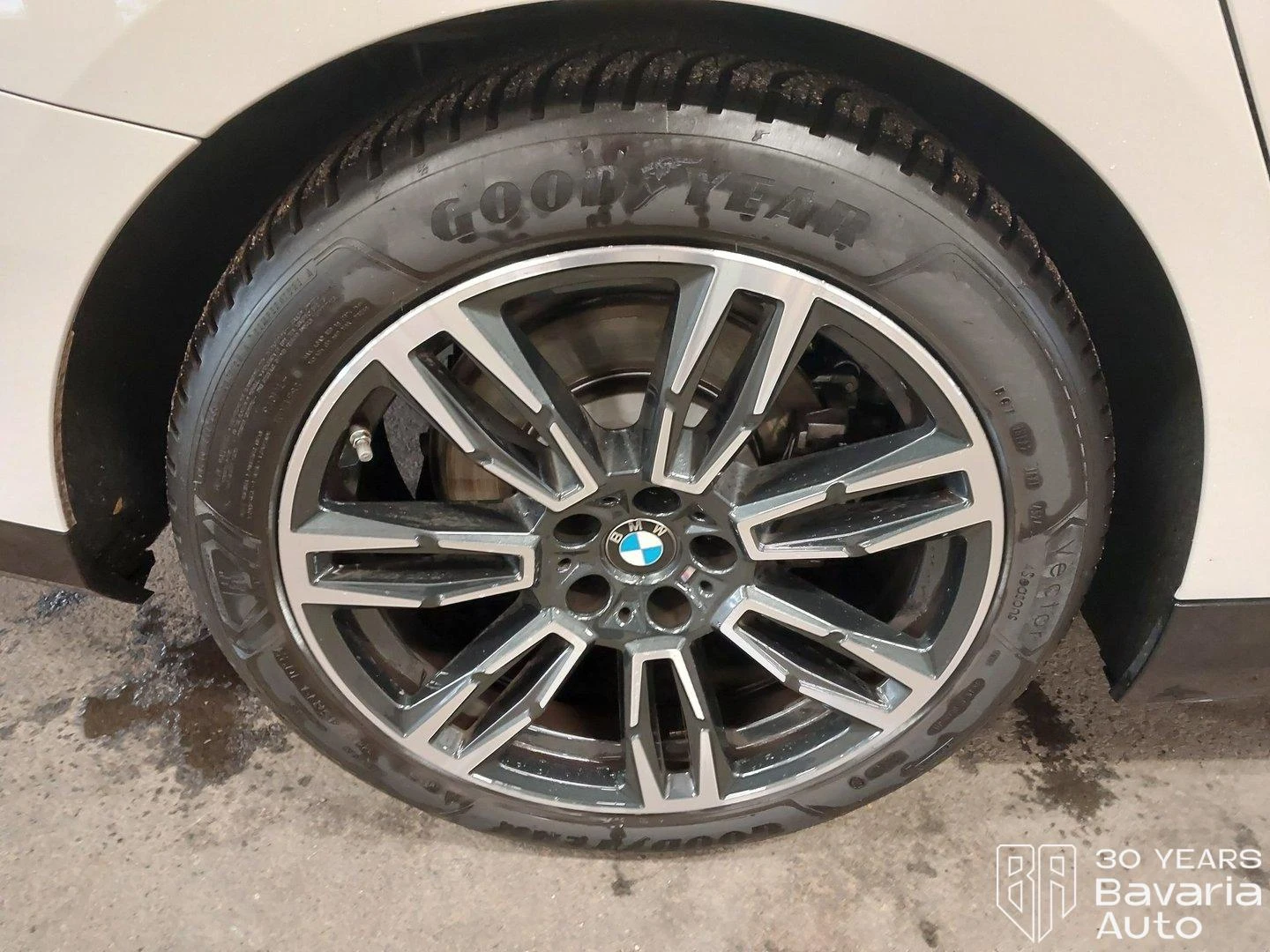 BMW 520 d xDrive Touring M Sport Paket Steptronic | Mobile.bg   13