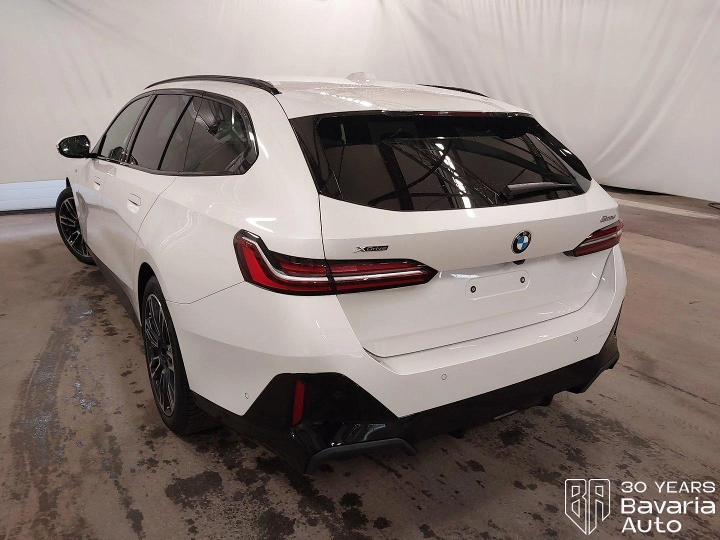 BMW 520 d xDrive Touring M Sport Paket Steptronic | Mobile.bg   2