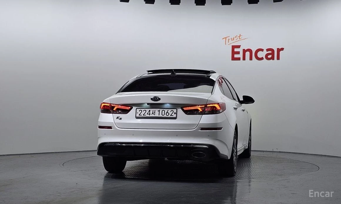 Kia K5  - изображение 4