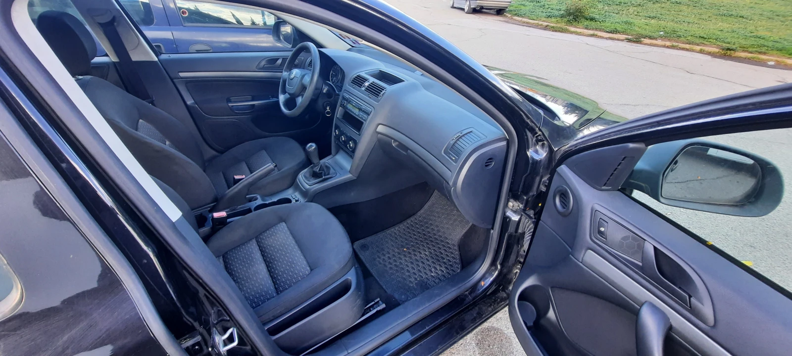 Skoda Octavia Mk 2.5 Facelift/2.0 TDI CR/6 �������� | Mobile.bg � ����������� 8