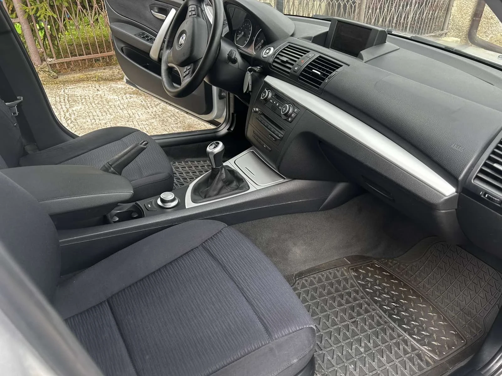BMW 118 118D 143 �.� | Mobile.bg � ����������� 16