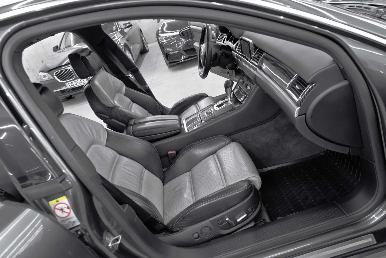 Audi A8 4.2tdi v8 ФЕЙСЛИФТ, снимка 12 - Автомобили и джипове - 53910776