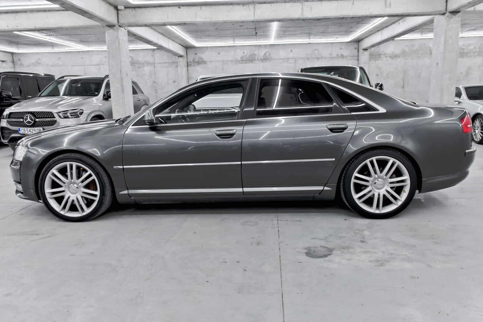 Audi A8 4.2tdi v8 ФЕЙСЛИФТ, снимка 4 - Автомобили и джипове - 53910776