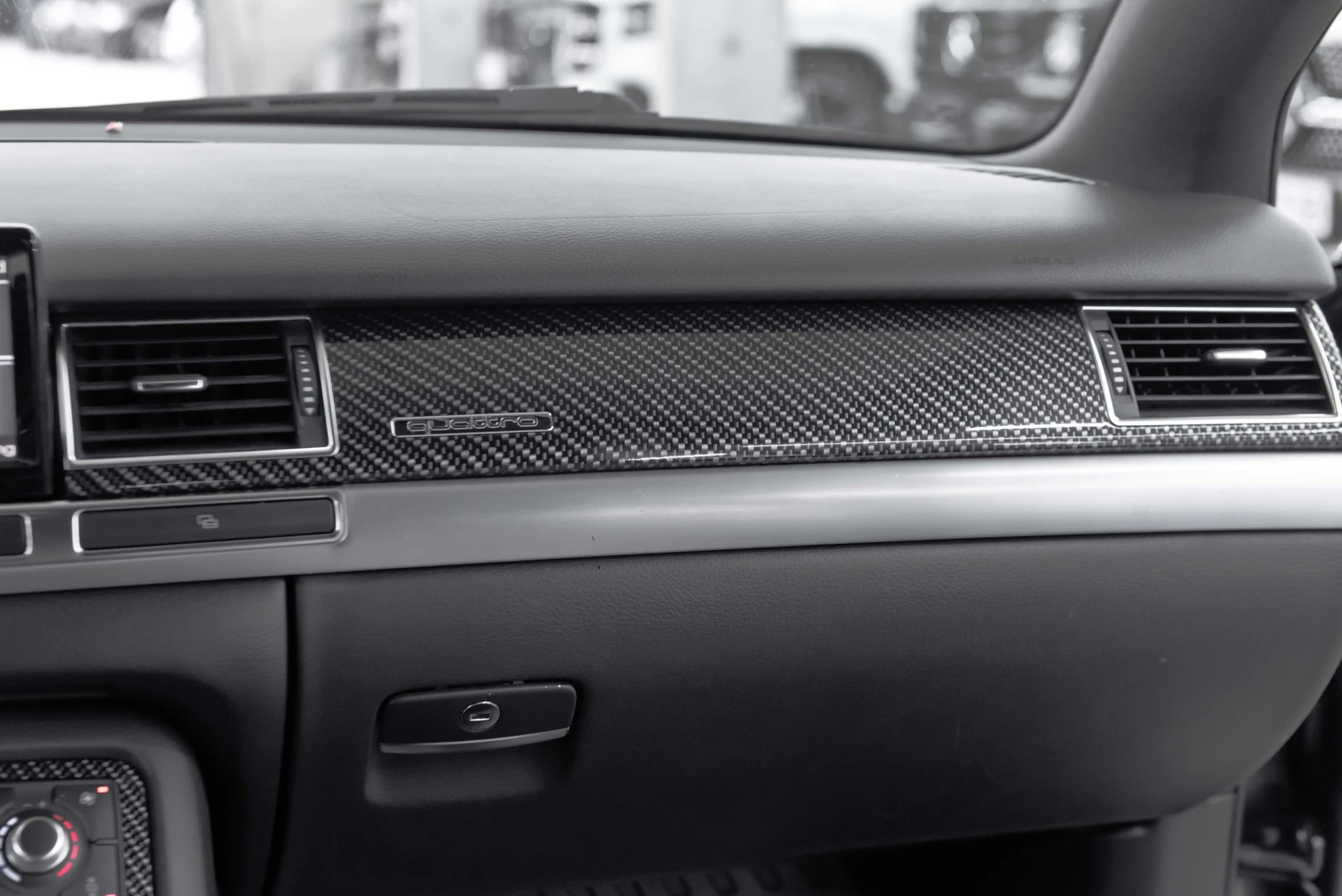 Audi A8 4.2tdi v8 ФЕЙСЛИФТ, снимка 14 - Автомобили и джипове - 53910776