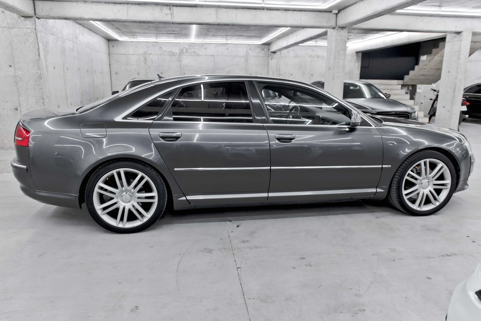 Audi A8 4.2tdi v8 ФЕЙСЛИФТ, снимка 8 - Автомобили и джипове - 53910776