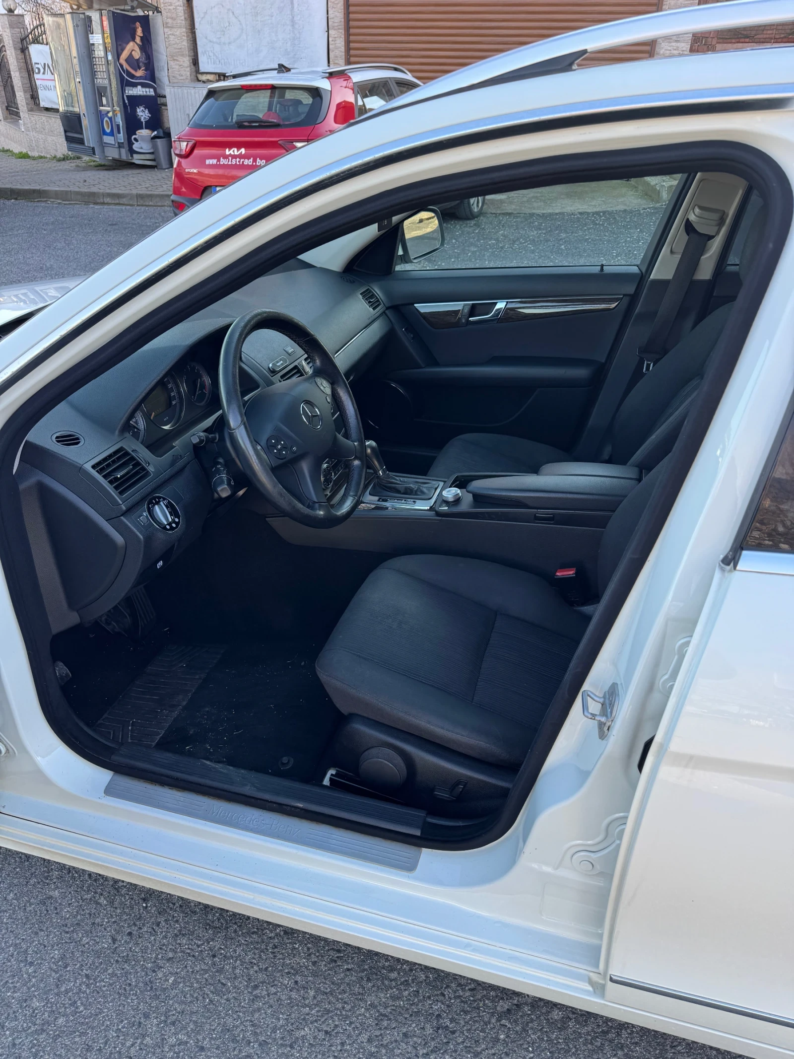 Mercedes-Benz C 200 2.2CDI OM646, снимка 5 - Автомобили и джипове - 53925332