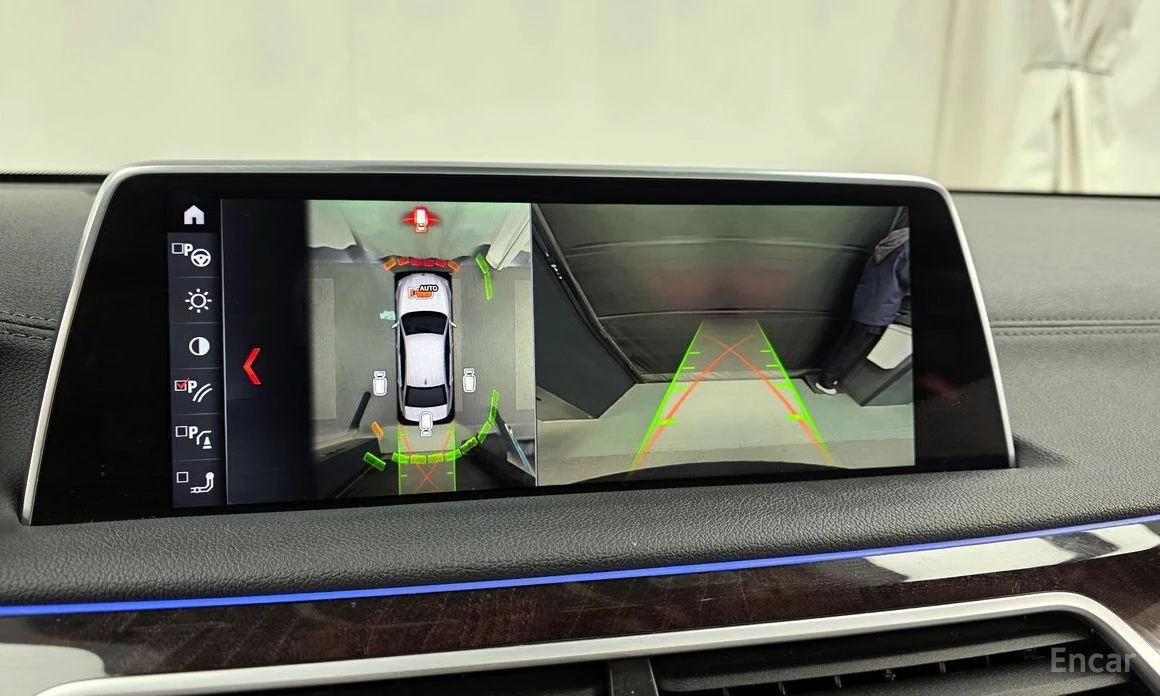 BMW 750 Li xDrive* BOWERS & WILKINS* HEAD-UP* 360 CAM* TV , снимка 13 - Автомобили и джипове - 54009089