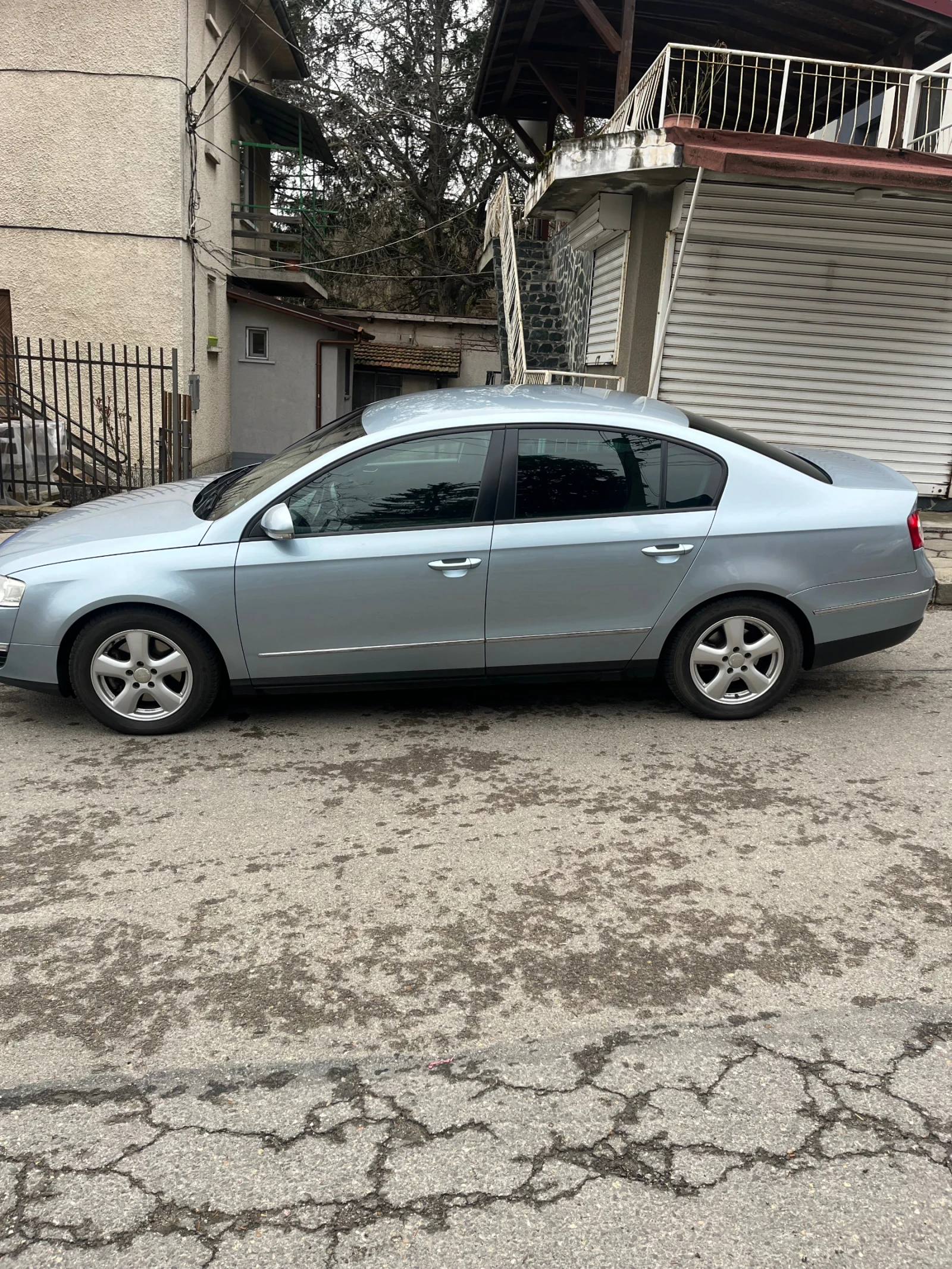 VW Passat, снимка 2 - Автомобили и джипове - 54015728