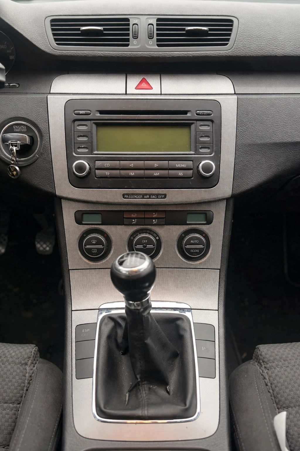 VW Passat, снимка 5 - Автомобили и джипове - 54015728