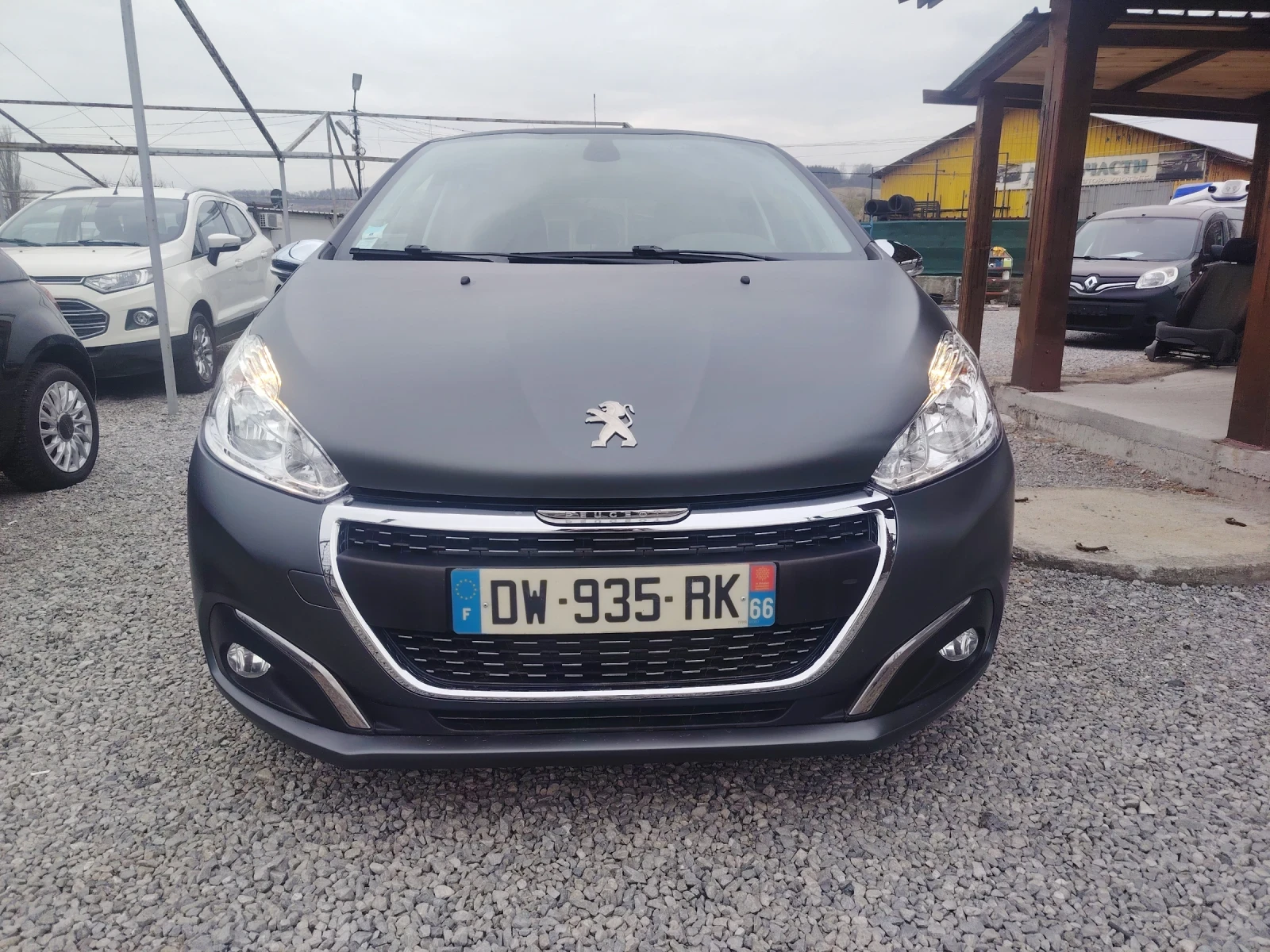 Peugeot 208 1.2 Turbo Silver Mat, снимка 2 - Автомобили и джипове - 54219842