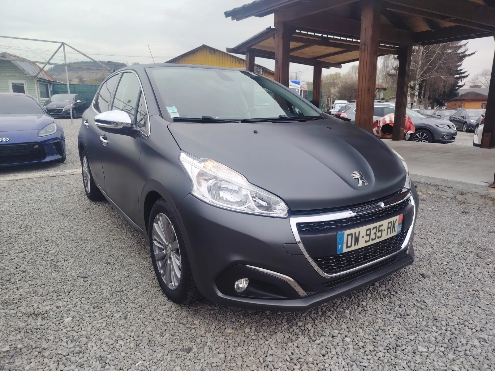 Peugeot 208 1.2 Turbo Silver Mat