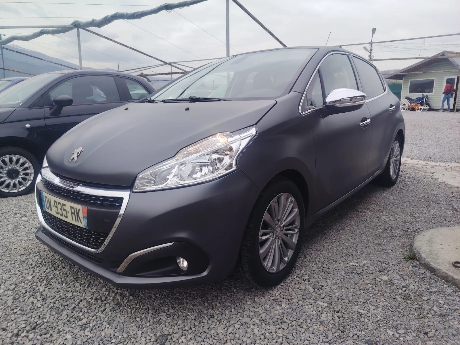 Peugeot 208 1.2 Turbo Silver Mat, снимка 3 - Автомобили и джипове - 54219842