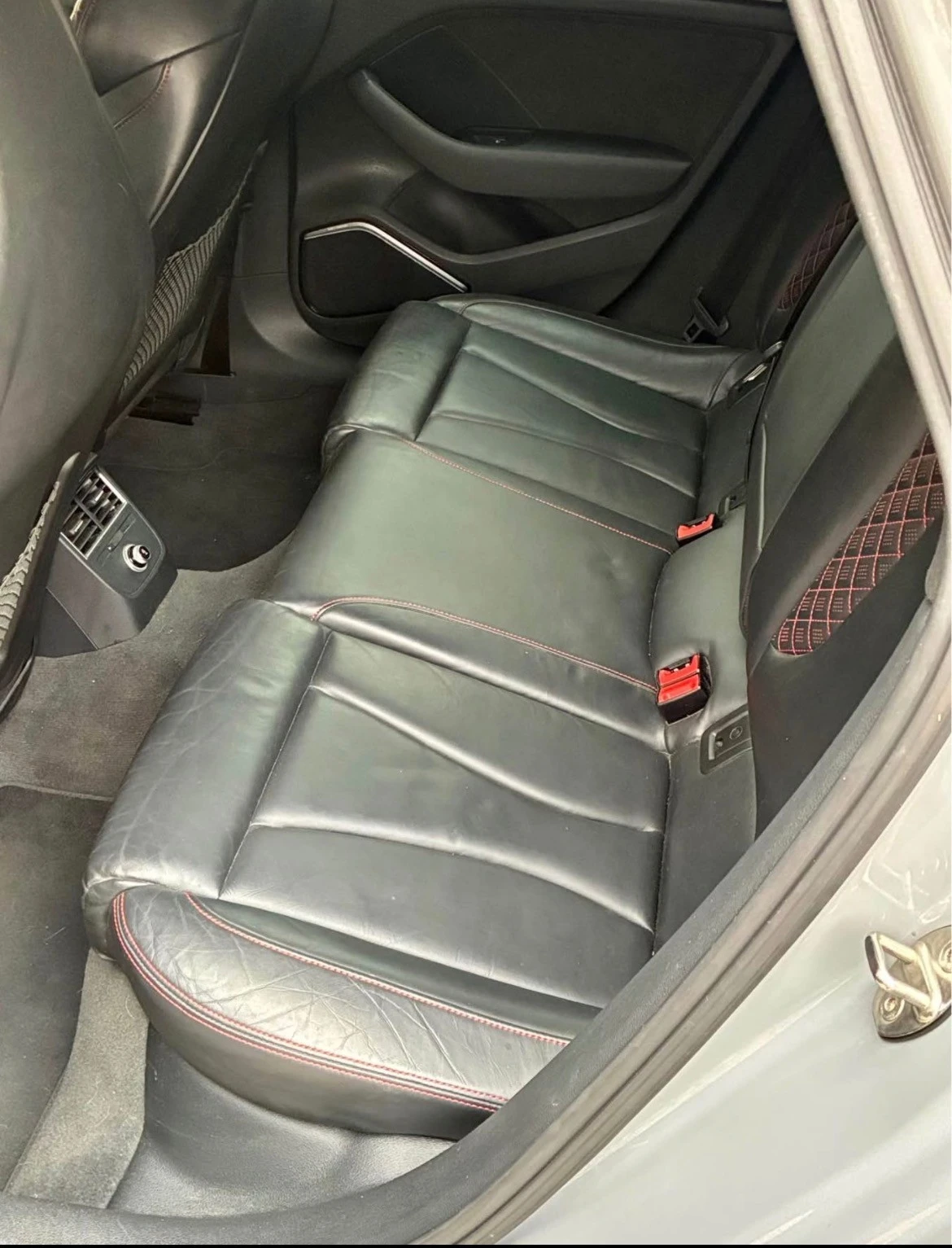 Audi Rs3 DAZA* ПОДГРЕВ* KEYLESS* 360, снимка 10 - Автомобили и джипове - 54460221