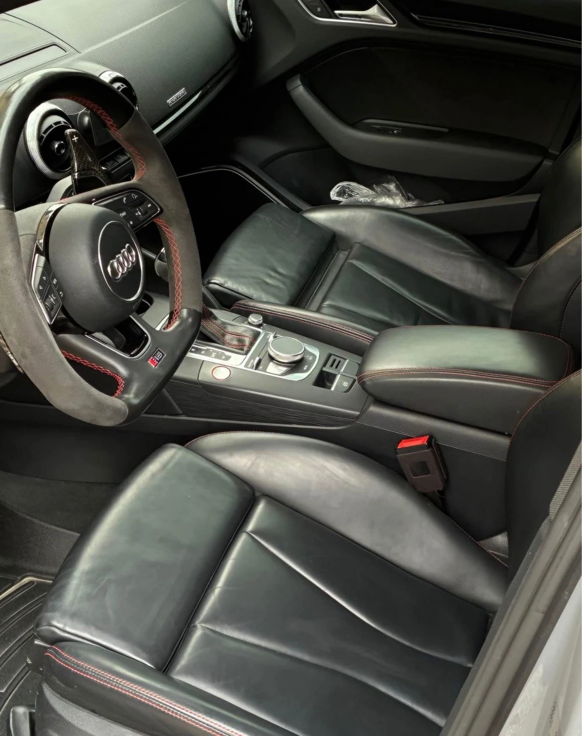 Audi Rs3 DAZA* ПОДГРЕВ* KEYLESS* 360, снимка 8 - Автомобили и джипове - 54460221