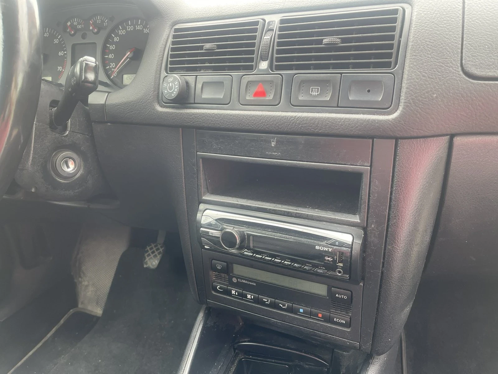 VW Golf, снимка 9 - Автомобили и джипове - 54582235
