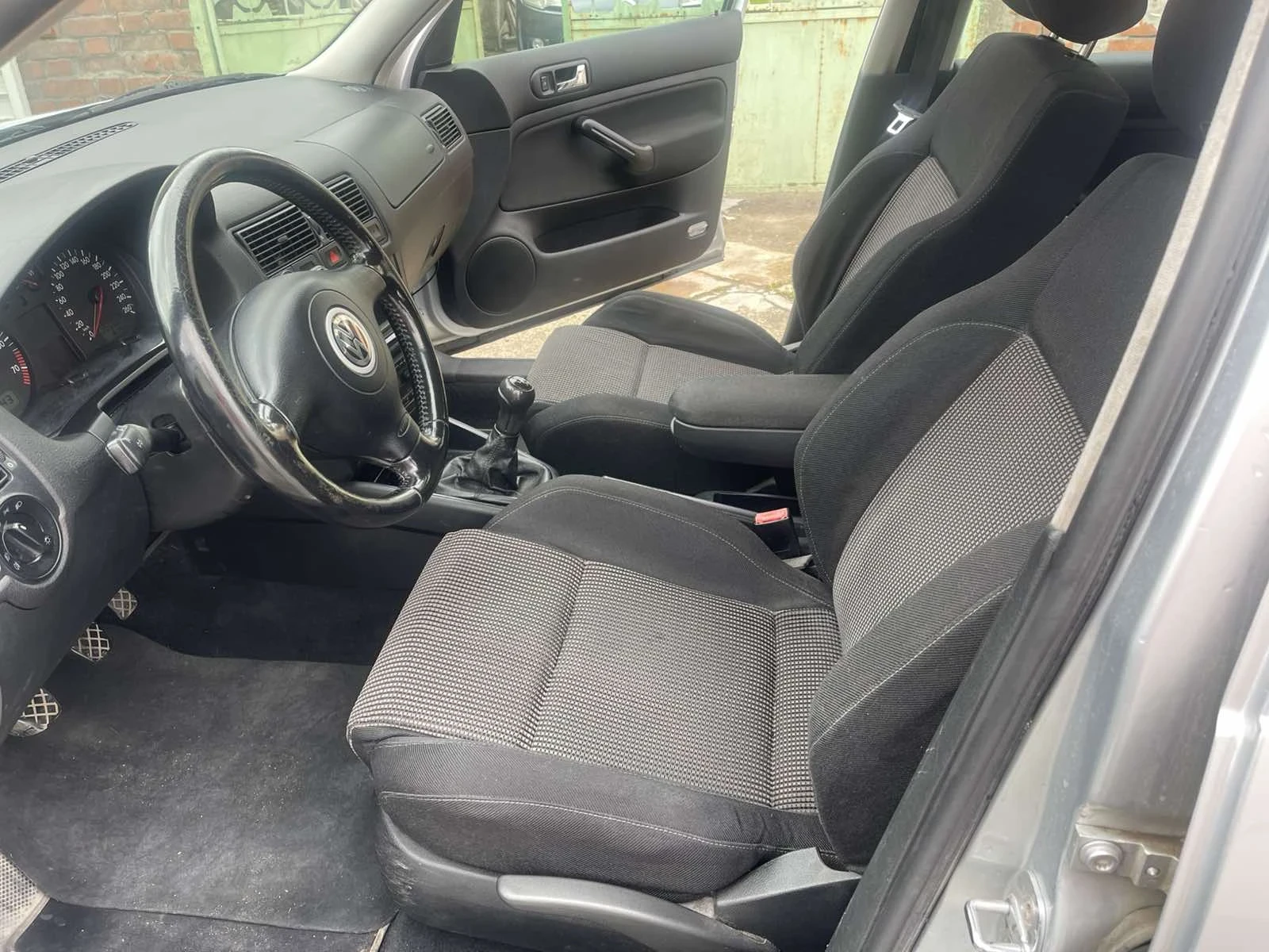 VW Golf, снимка 14 - Автомобили и джипове - 54582235