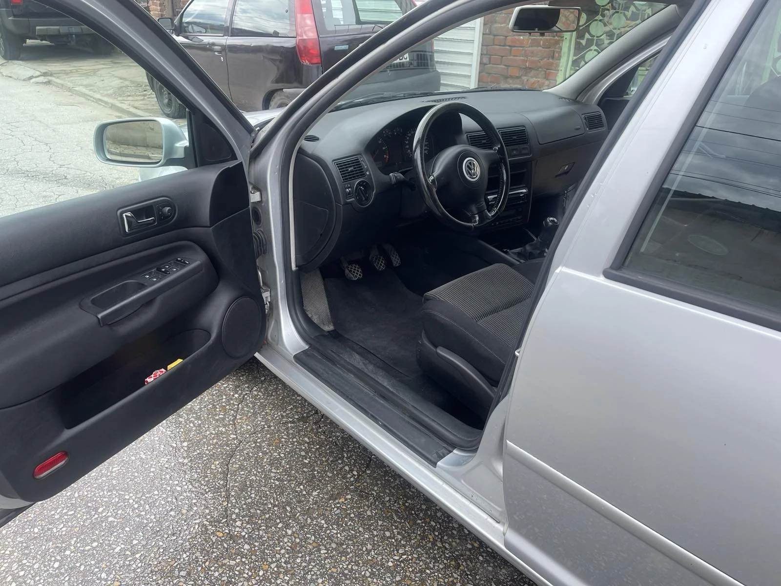 VW Golf, снимка 16 - Автомобили и джипове - 54582235
