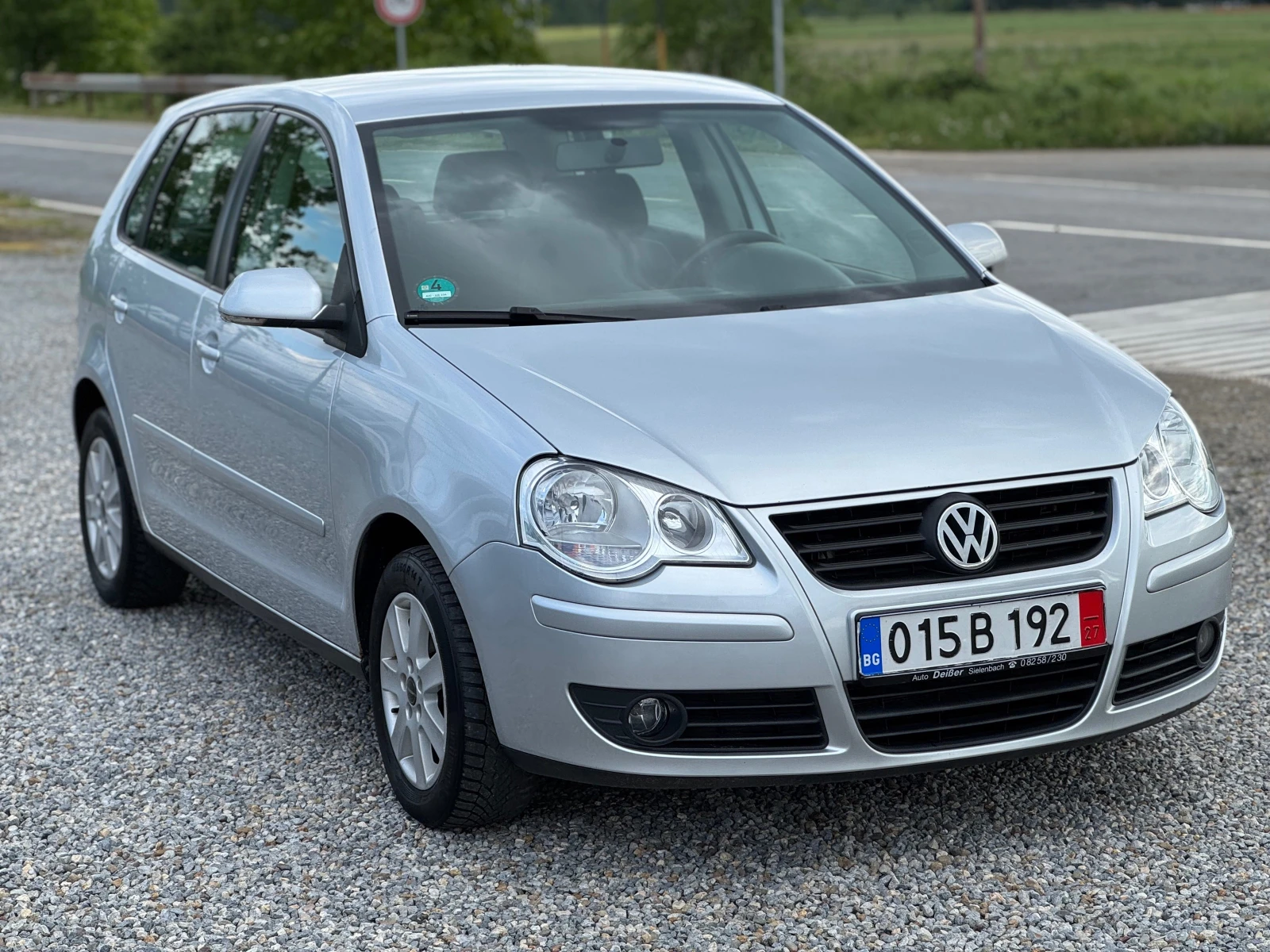 VW Polo 1.4i* Климатик* Газ-Бензин* FACELIFT* Топ, снимка 3 - Автомобили и джипове - 54703893