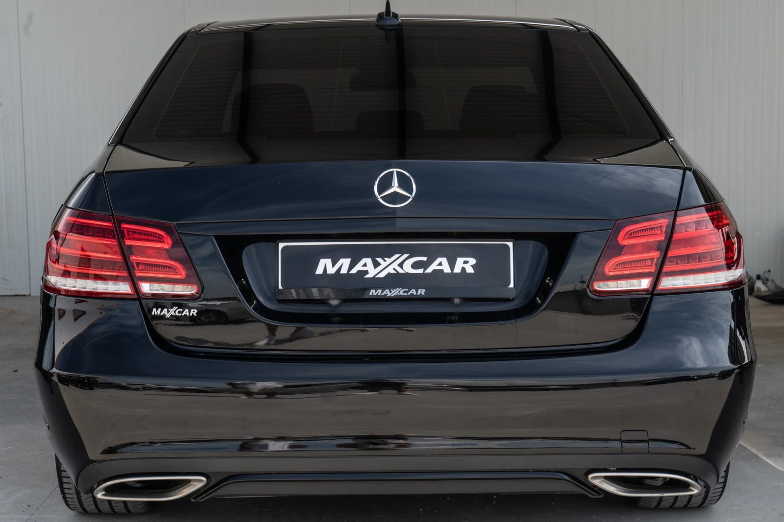 Mercedes-Benz E 220 D = SHADOW LINE = TOP = 2014 ГАРАНЦИЯ = ЛИЗИНГ, снимка 4 - Автомобили и джипове - 54775954