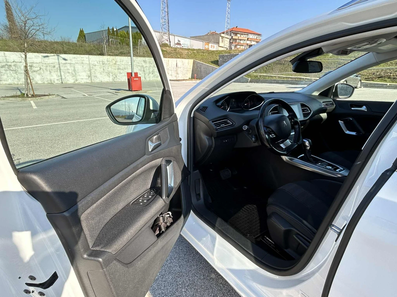 Peugeot 308, снимка 6 - Автомобили и джипове - 54839695